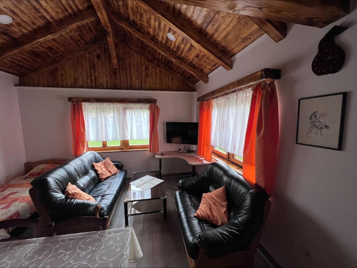 Domacija Paternoster Hotel Litija Buitenkant foto