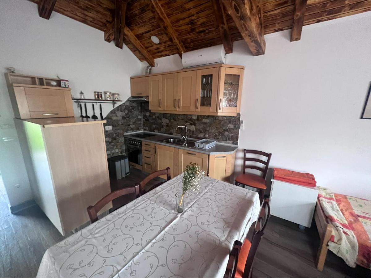 Domacija Paternoster Hotel Litija Buitenkant foto