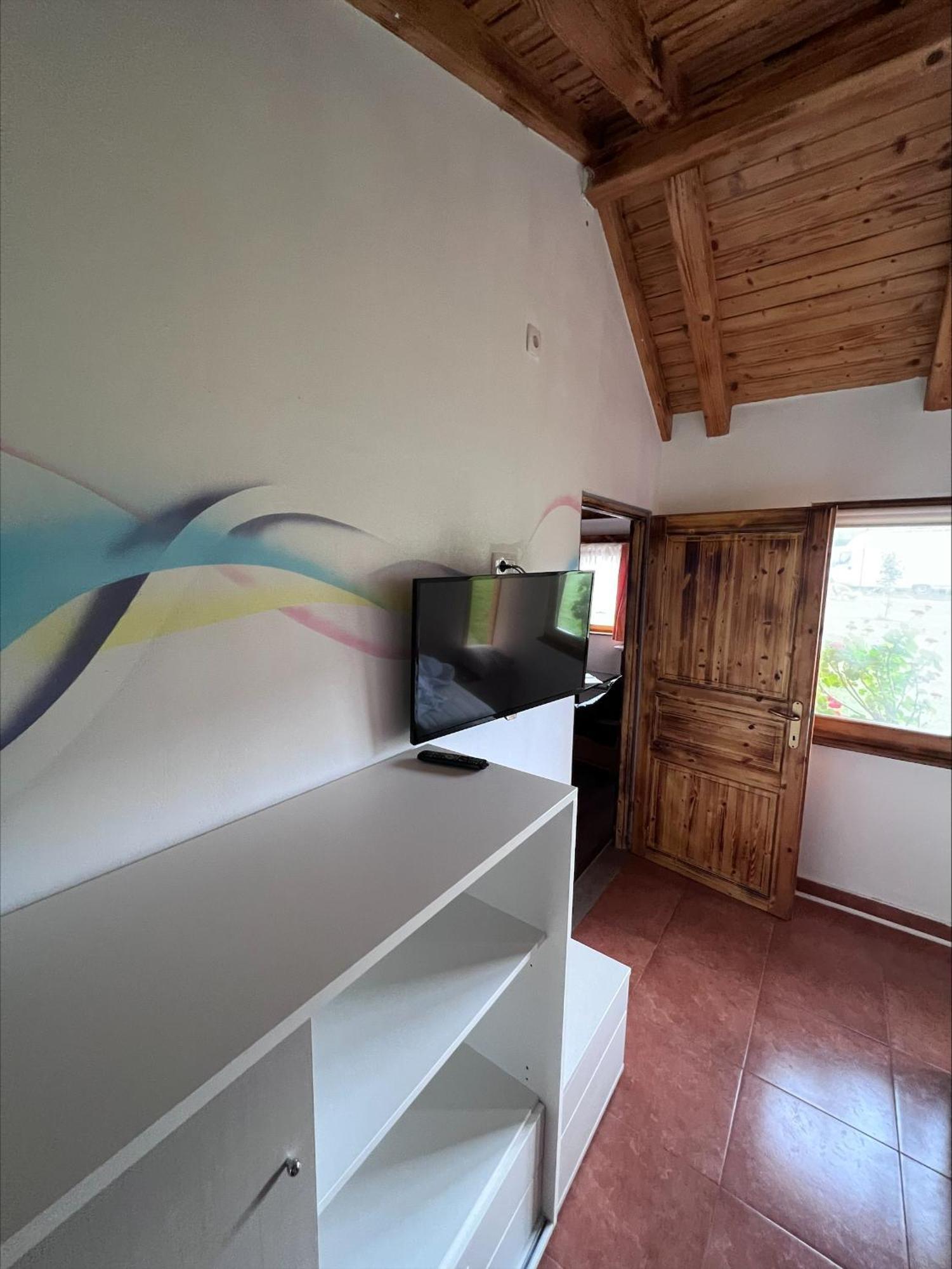 Domacija Paternoster Hotel Litija Buitenkant foto